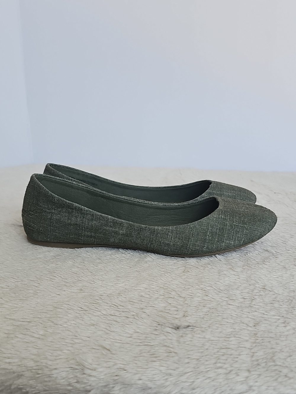 Time and Tru Grey Linen Texture Ballet Flats Shoes Size 9